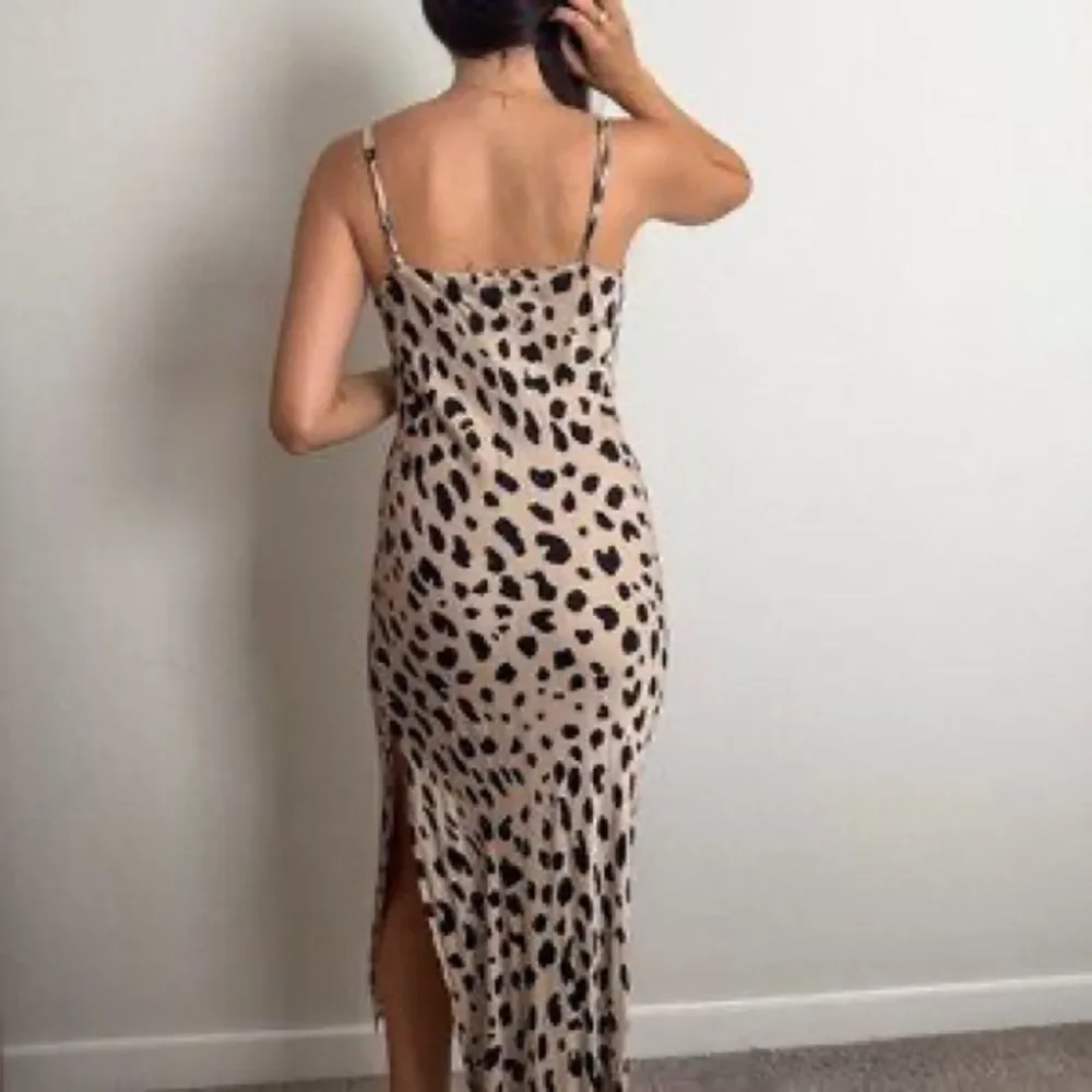 Urban outfitters Dress Forum Spotted Cowl Neck Slip leopard maxi Dress raton S - Picture 9 of 12